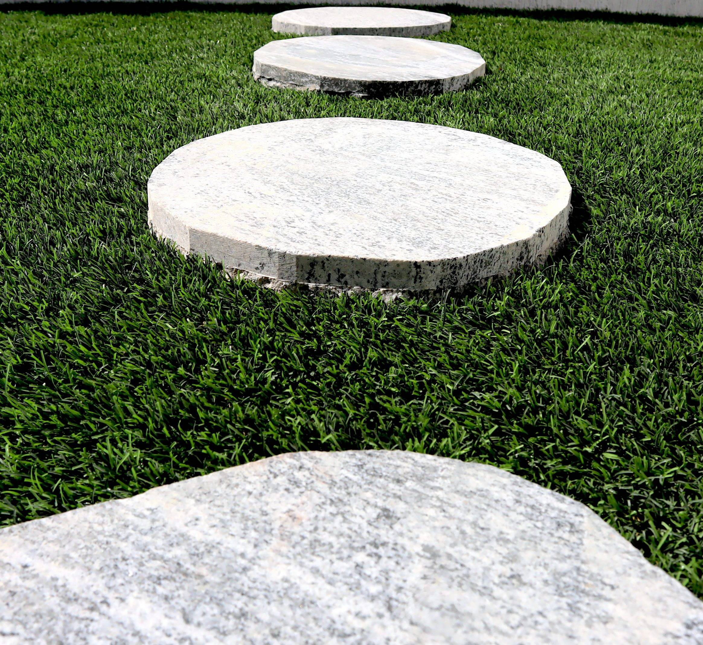 Garden stepping stones Anti-Slip 28-35cm “Round”